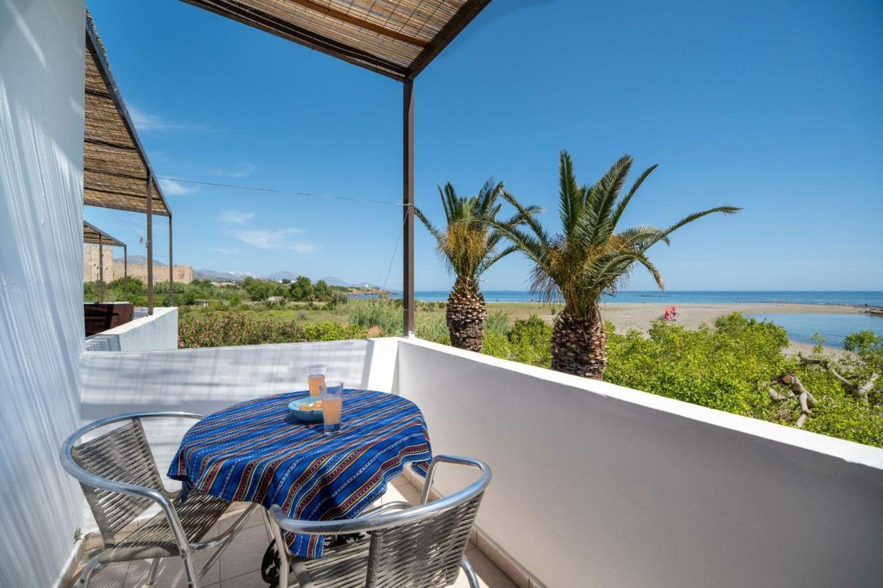Milos Studios & Beach House Frangokastello Esterno foto